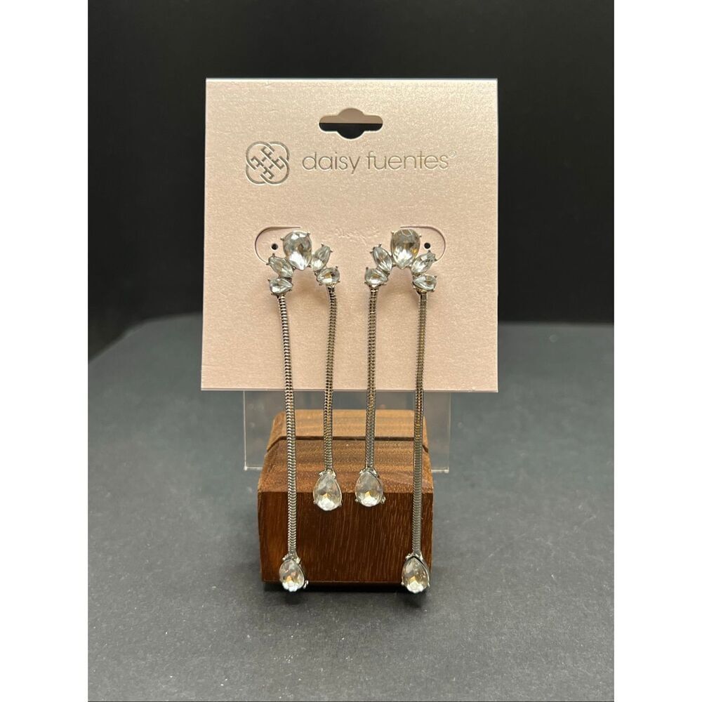 New Daisy Fuentes Silver Tone Clear Rhinestone Crystal Linear Drop Earrings